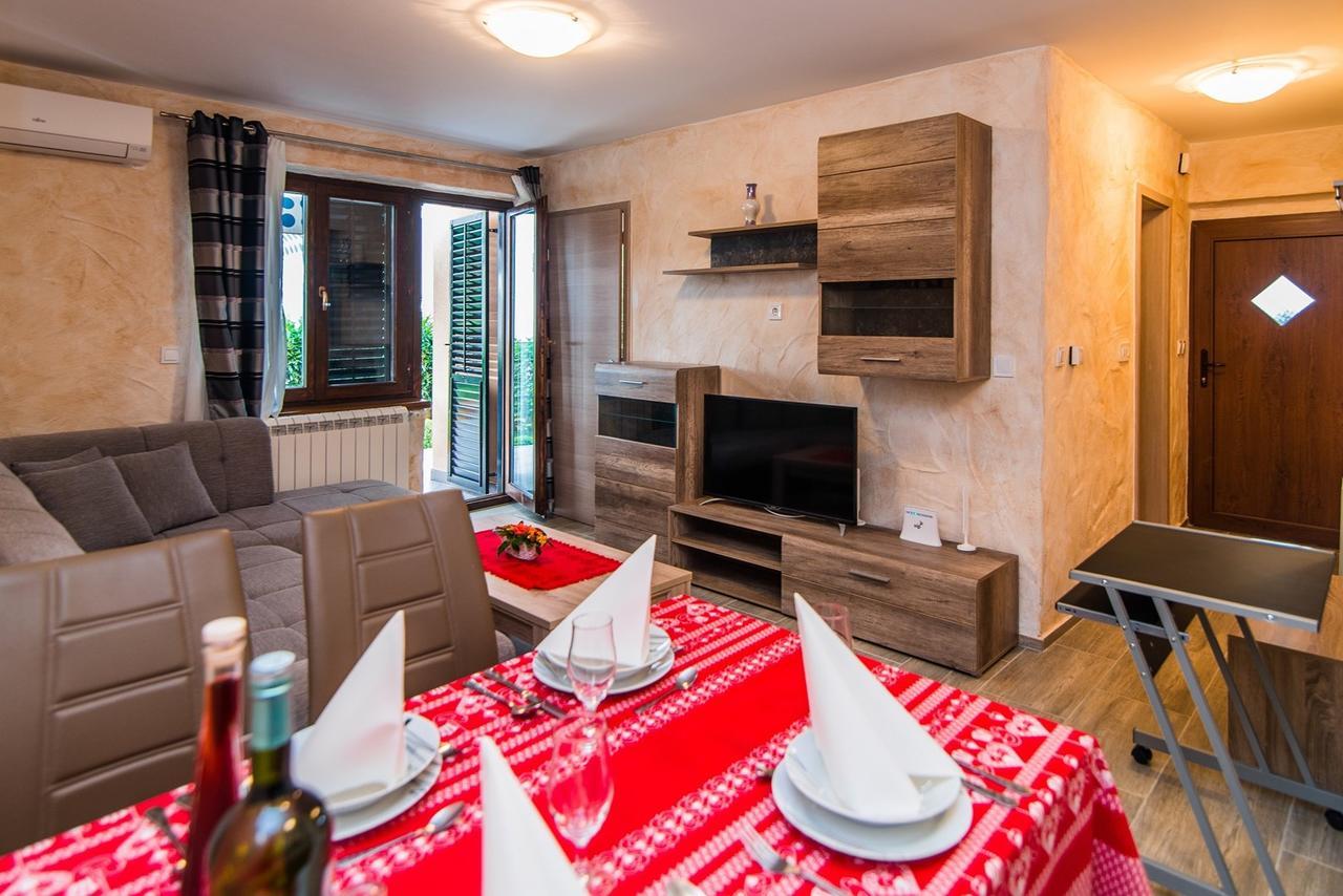 Apartment Stela Poreč Extérieur photo